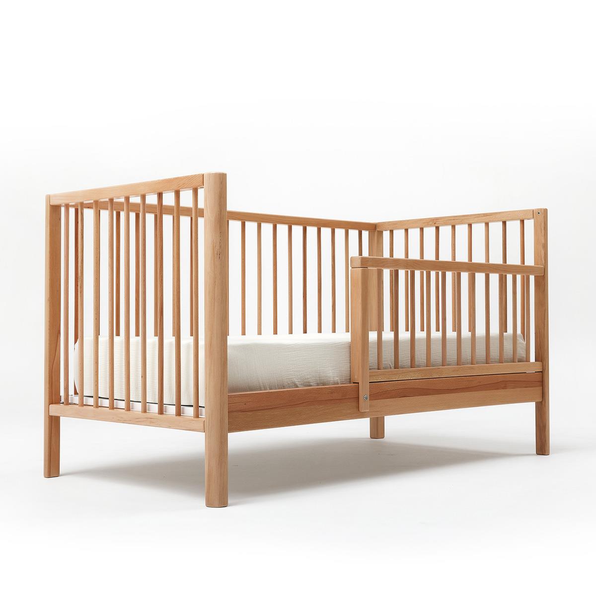 Fable Crib
